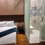 Cairo Plaza, -Suites- Hotel